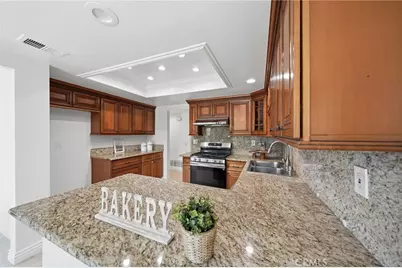 6231 E Twin Peak, Anaheim, CA 92807 - Photo 9