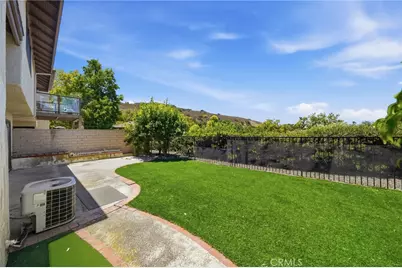 6231 E Twin Peak, Anaheim, CA 92807 - Photo 31