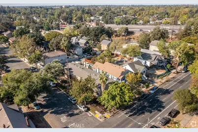 2700 32nd Street, Sacramento, CA 95817 - Photo 13