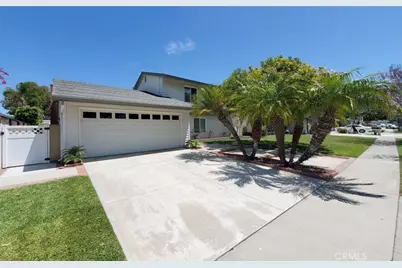6631 Wrenfield Drive, Huntington Beach, CA 92647 - Photo 3