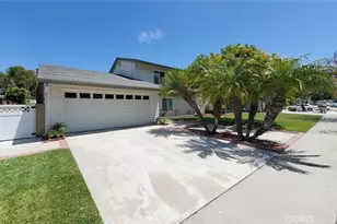 6631 Wrenfield Dr, Huntington Beach, CA 92647 - Photo 3