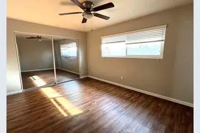17392 Keelson, Huntington Beach, CA 92647 - Photo 7