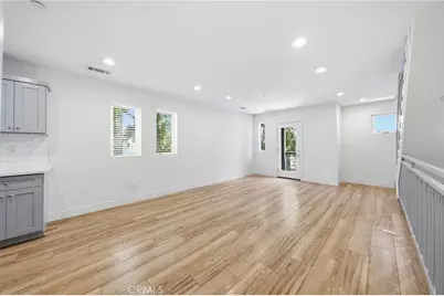 1233 W 39th, Los Angeles, CA 90037 - Photo 15
