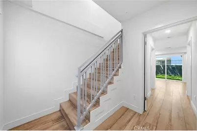 1233 W 39th, Los Angeles, CA 90037 - Photo 5