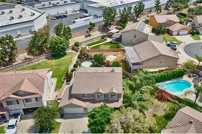 6326 Lavender Street, Jurupa, CA 92880 - Photo 55