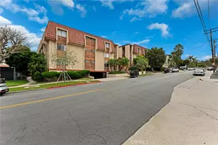 2101 E 21st, Signal Hill, CA 90755 - Photo 23