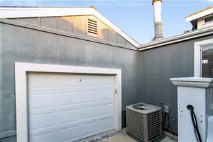 9850 Garfield Ave, Huntington Beach, CA 92646 - Photo 33
