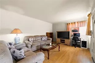 2725 Adriatic Ave, Long Beach, CA 90810 - Photo 3