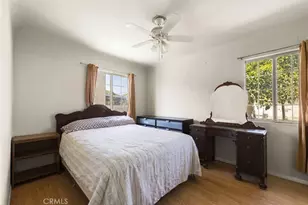 2725 Adriatic Ave, Long Beach, CA 90810 - Photo 11
