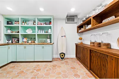 205 4th Street, Seal Beach, CA 90740 - Photo 27