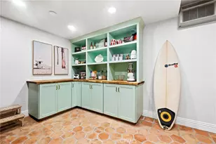 205 4th St, Seal Beach, CA 90740 - Photo 25