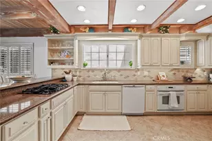 205 4th St, Seal Beach, CA 90740 - Photo 15