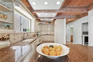 205 4th St, Seal Beach, CA 90740 - Photo 15