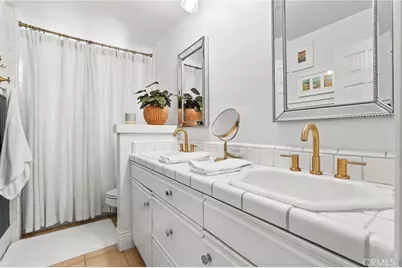 205 4th Street, Seal Beach, CA 90740 - Photo 35