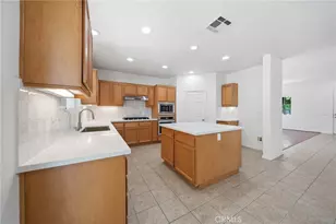 40112 Oregold Ct, Lake Elsinore, CA 92532 - Photo 9