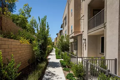 60 Sanctuary, Mission Viejo, CA 92692 - Photo 3