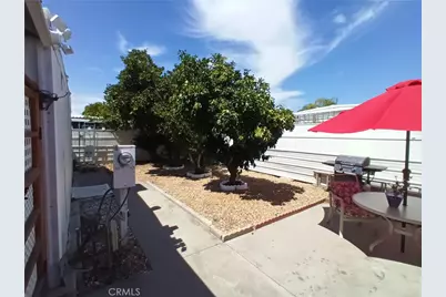 822 S Palm Avenue, Hemet, CA 92543 - Photo 17