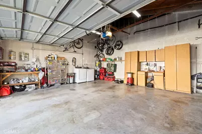 409 N Via Roma, Anaheim, CA 92806 - Photo 39