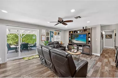 2239 Farringdon, Pomona, CA 91768 - Photo 5