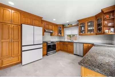 520 S Adria, Anaheim, CA 92802 - Photo 5