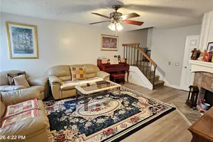 9060 Candlestick Ln, Cypress, CA 90630 - Photo 11