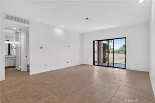 28862 Isleta Ct, Cathedral City, CA 92234 - Photo 9