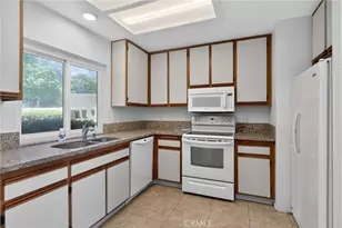 28862 Isleta Ct, Cathedral City, CA 92234 - Photo 7