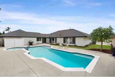 2904 Club House Road, Costa Mesa, CA 92626 - Photo 3