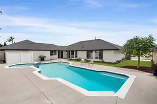 2904 Clubhouse Rd, Costa Mesa, CA 92626 - Photo 3