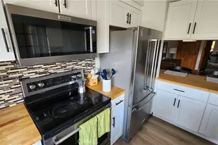 8860 Villa La Jolla Dr, La Jolla, CA 92037 - Photo 17