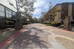 8860 Villa La Jolla Dr, La Jolla, CA 92037 - Photo 21