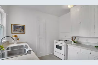 207 W Buffalo Avenue, Santa Ana, CA 92706 - Photo 41