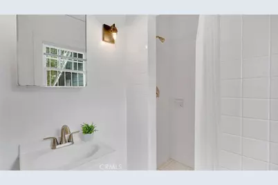 207 W Buffalo Avenue, Santa Ana, CA 92706 - Photo 51