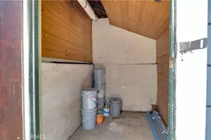 207 W Buffalo Ave, Santa Ana, CA 92706 - Photo 65