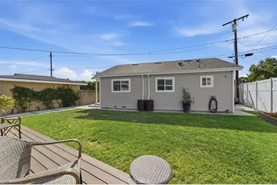 3329 N Los Coyotes Diagonal, Long Beach, CA 90808 - Photo 23