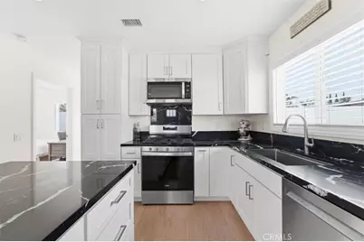 3329 N Los Coyotes Diagonal, Long Beach, CA 90808 - Photo 31