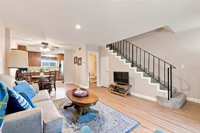 8095 Kerr Green, Buena Park, CA 90621 - Photo 7