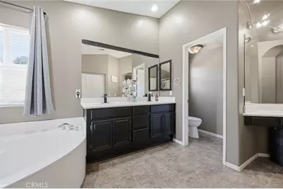 10 Villa Valtelena, Lake Elsinore, CA 92532 - Photo 23