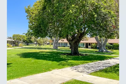 1561 Interlachen Rd., M10-260K, Seal Beach, CA 90740 - Photo 3