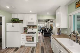 15732 Swan Ln, Huntington Beach, CA 92649 - Photo 25