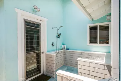 15732 Swan Lane, Huntington Beach, CA 92649 - Photo 9