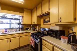 1165 Timpanogus Ct, San Jacinto, CA 92583 - Photo 7