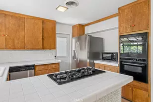 3126 Wendell Way, Riverside, CA 92507 - Photo 11
