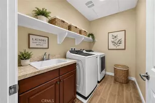 2841 Villa Catalonia Ct, Corona, CA 92881 - Photo 21