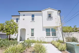 17540 Cameron, Huntington Beach, CA 92647 - Photo 5