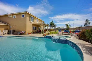 33973 Wintergreen Pl, Murrieta, CA 92563 - Photo 9