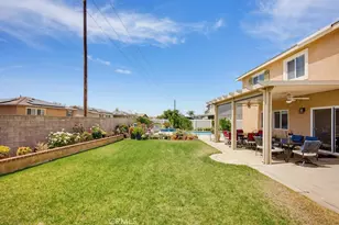 33973 Wintergreen Pl, Murrieta, CA 92563 - Photo 15