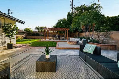 17573 Santa Cristobal, Fountain Valley, CA 92708 - Photo 45