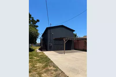 10974 Willowbrook Avenue, Los Angeles, CA 90059 - Photo 1