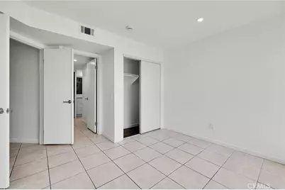 25269 Pine Creek Lane, Wilmington, CA 90744 - Photo 25